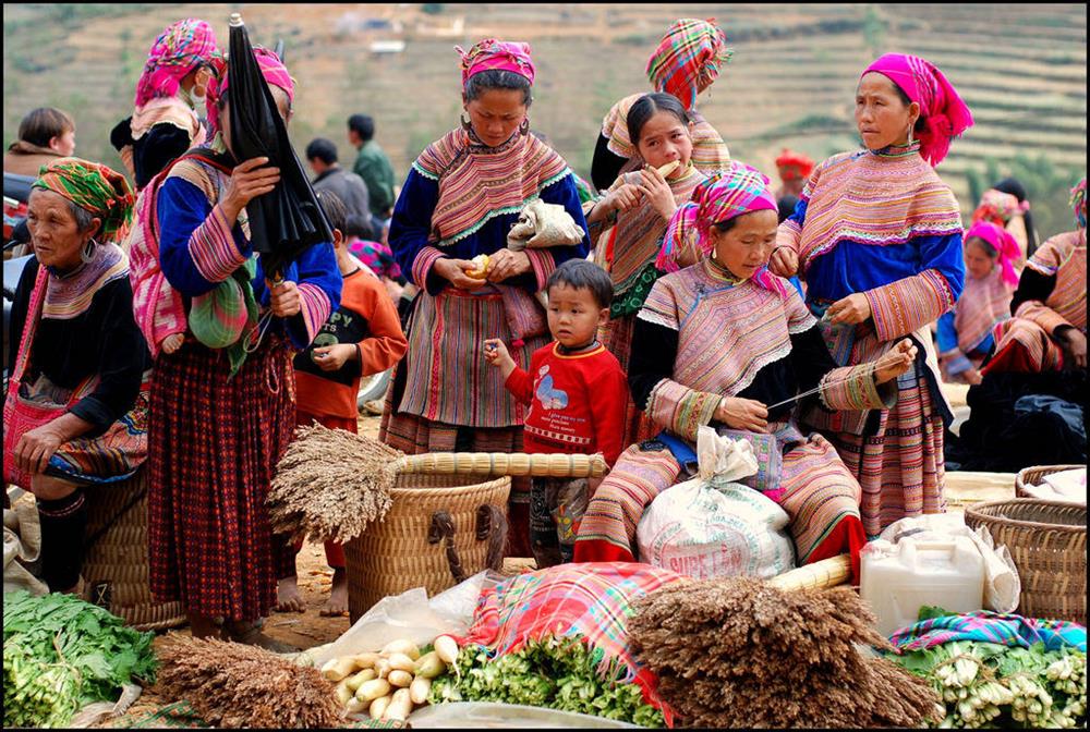 CHỢ BẮC HÀ